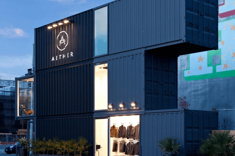 Image 3: Caso di studio sul lusso silenzioso: Aether Apparel + Tattiche di lusso nel Media Buying