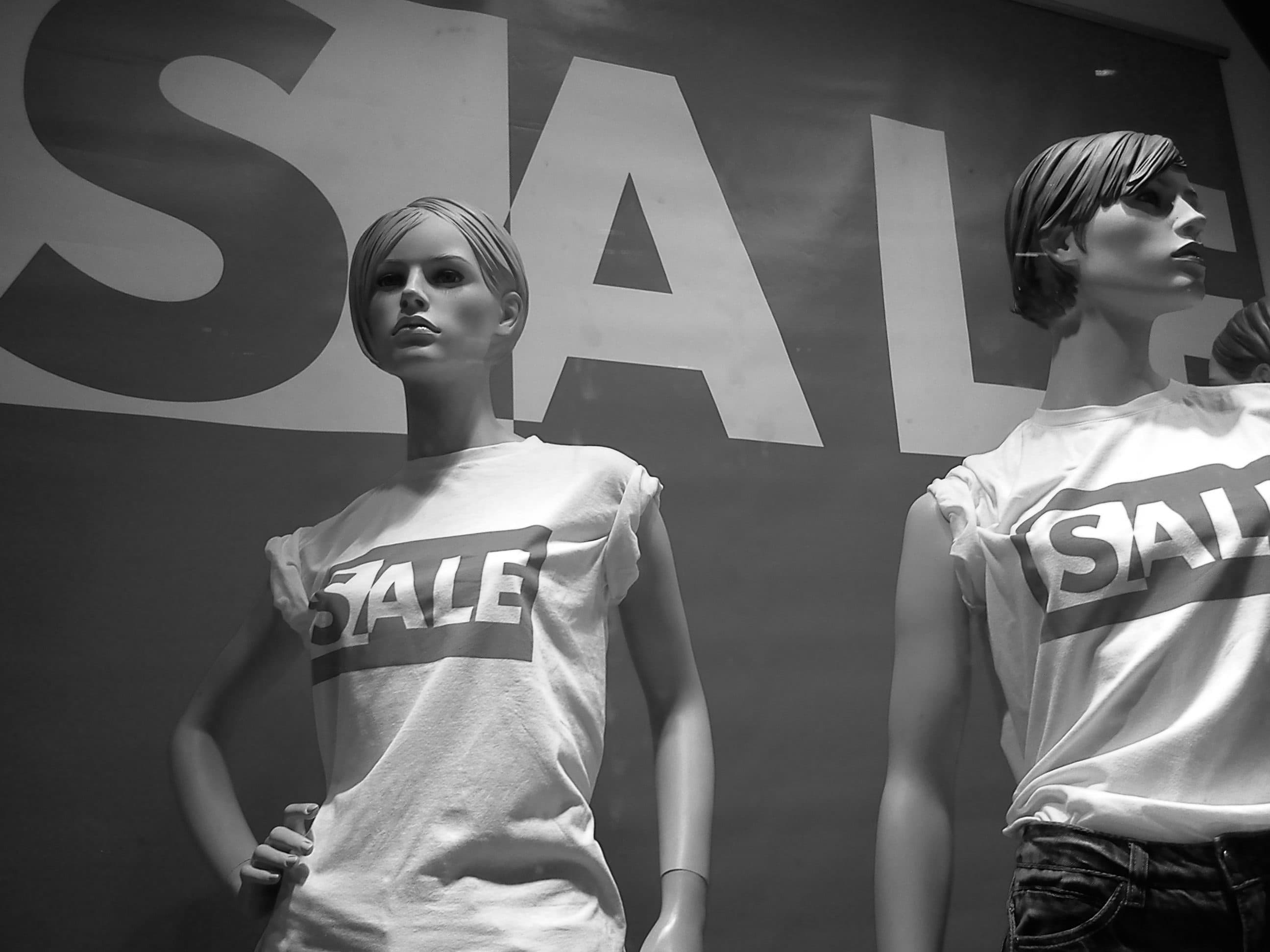 2025年の小売メディアネットワークのトップ＋コア広告タイプ